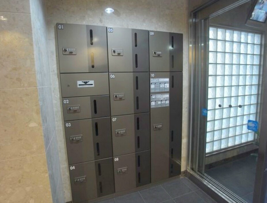 物件内観写真17　(宅配ボックス)