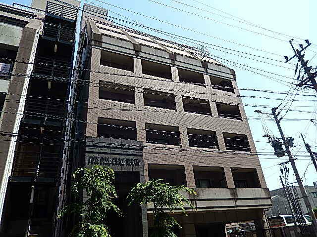 物件外観写真1　(天神・博多までのアクセス良好です♪)