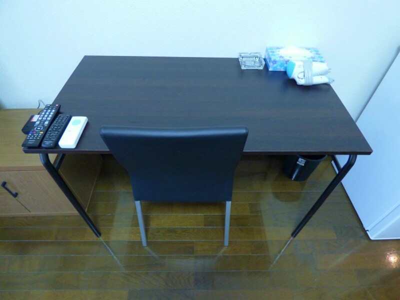 物件内観写真22　(デスク)