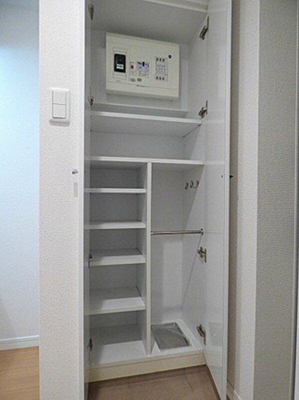 収納(※写真と異なる場合は現状優先。)