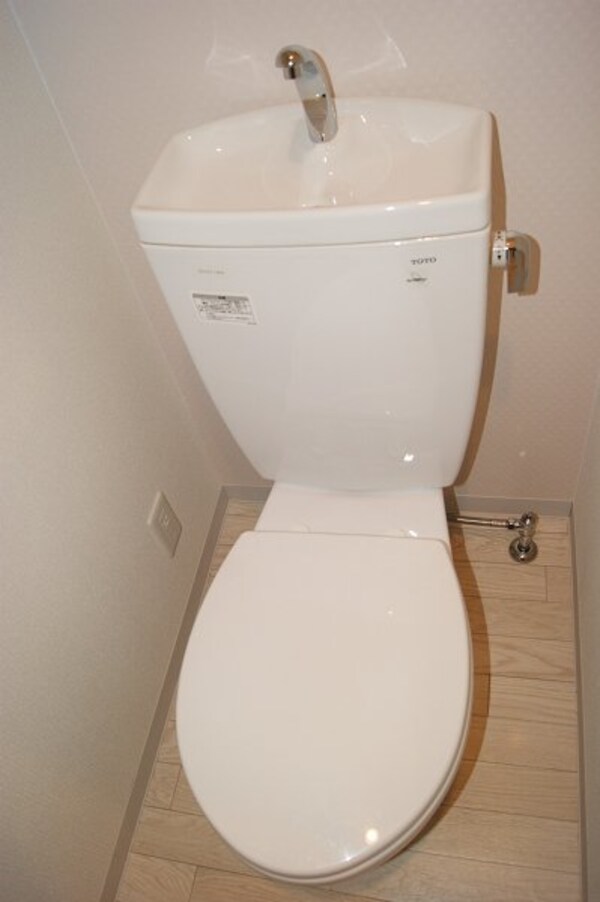 トイレ(※写真と異なる場合は現状優先。)