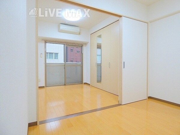 寝室(※写真と異なる場合は現状優先)