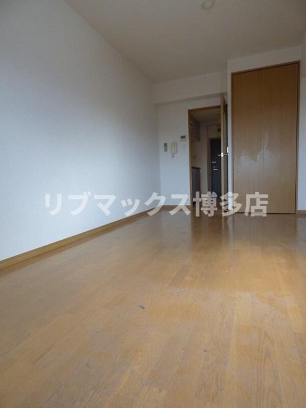 居室(※写真と異なる場合は現状優先。)