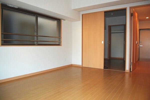寝室(※写真と異なる場合は現状優先)