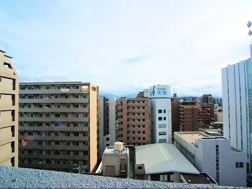 物件内観写真9　(広々)