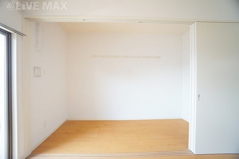 物件内観写真11　(広めのベッドルーム☆)