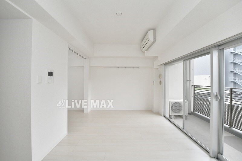 物件内観写真11　(日当たりのいいお部屋☆)