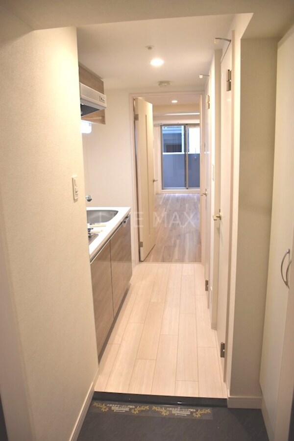 玄関(※１Kタイプのお部屋の写真です)
