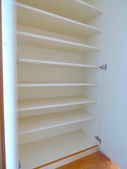 物件内観写真16　(※写真と異なる場合は現状優先。)