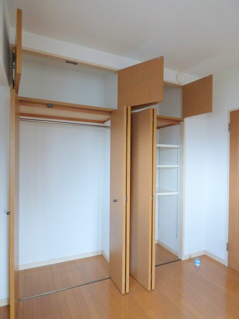 物件内観写真17　(※写真と異なる場合は現状優先。)