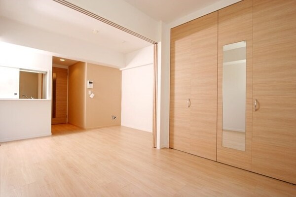 居室(※写真と異なる場合は現状優先。)