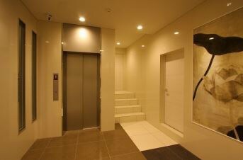 物件外観写真5　(おしゃれなロビー)