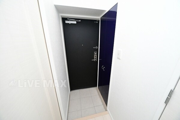 玄関(※写真と異なる場合は現状優先。)