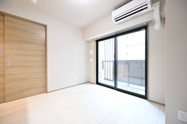 物件内観写真8　(別号室参考写真)