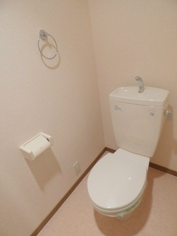 トイレ(※写真と異なる場合は現状優先。)