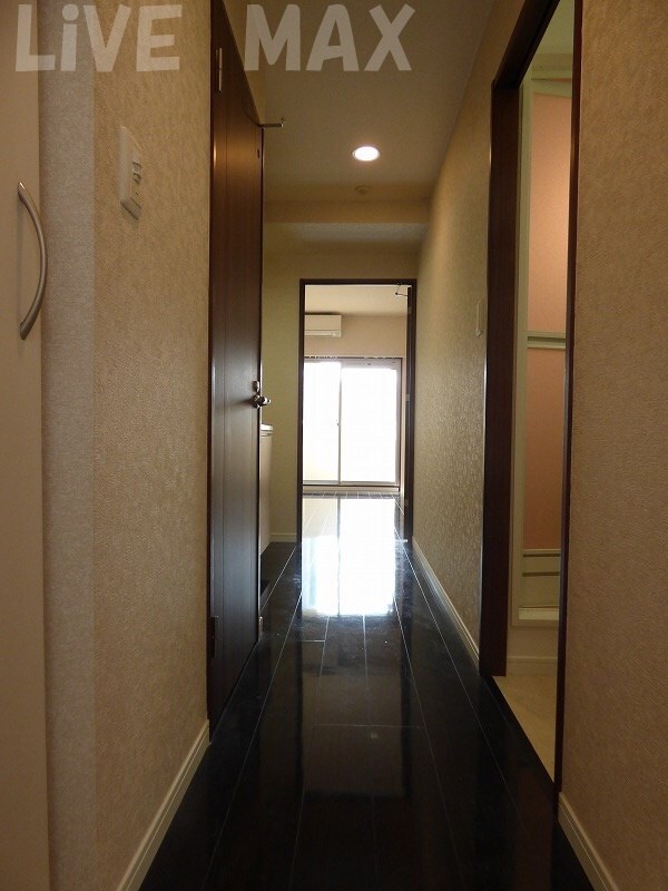 物件内観写真3　(シューズボックス)