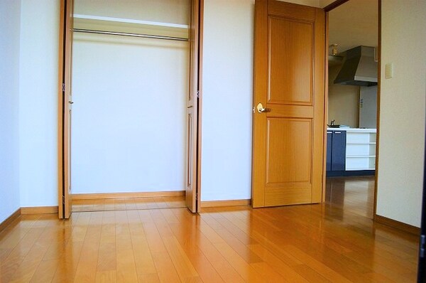 寝室(洋室※写真と異なる場合は現状優先)