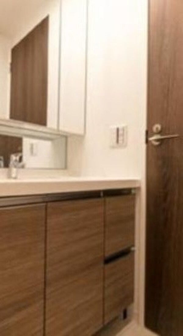 洗面・脱衣所(山手線・神田駅より徒歩5分の駅チカシリーズマンション！3口I)