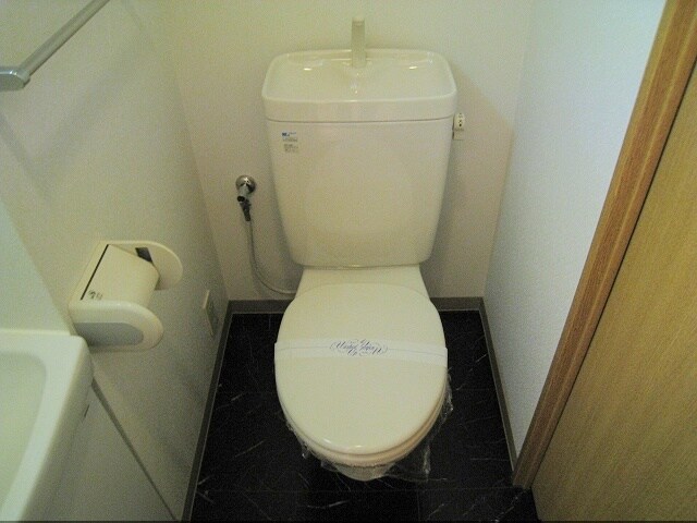 物件内観写真10　(※写真と異なる場合は現状優先。)