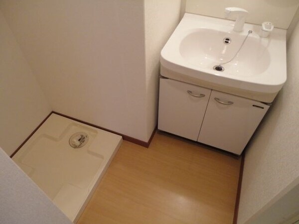独立洗面台(※別号室参考写真)