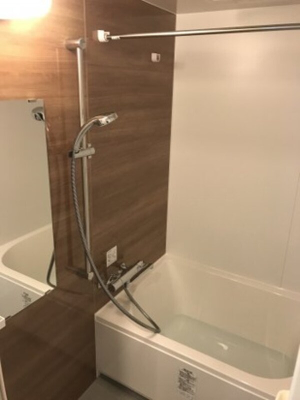 浴室(別号室参照写真)