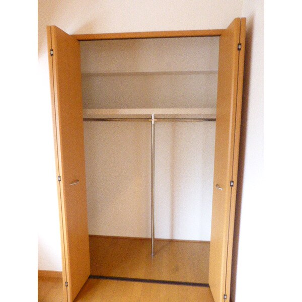 物件内観写真10　(クローゼット)