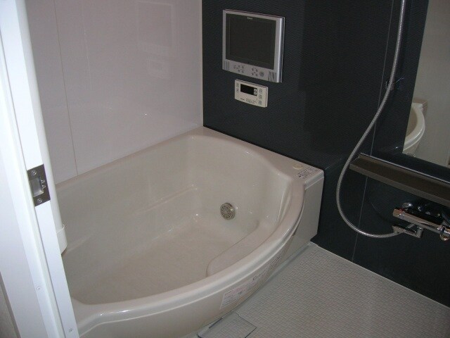 物件内観写真13　(水回りも清潔感がございます)