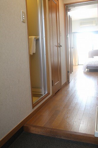 物件内観写真3　(玄関になります☆)