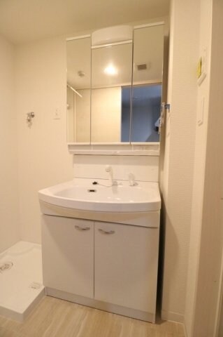 物件内観写真8　(※写真と異なる場合は現状優先)