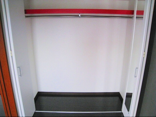 物件内観写真10　(クローゼット)