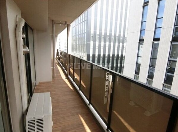 バルコニー(陽当たり良好なバルコニーです)