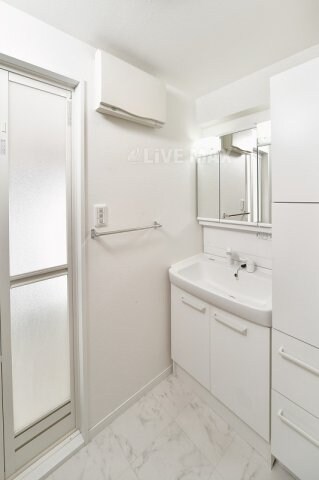 物件内観写真13　(シャンプードレッサー☆)