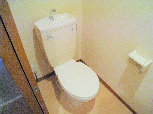 トイレ(※写真と異なる場合は現状優先。)