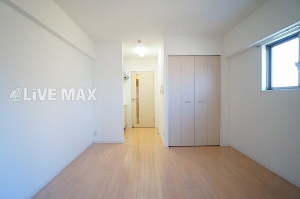 居室(※写真と異なる場合現状優先。)