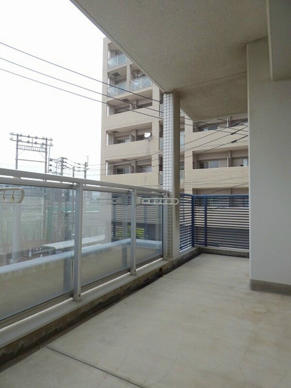 バルコニー(※別号室参考写真)