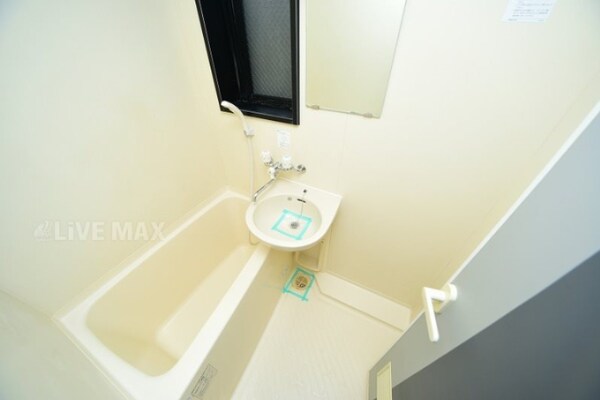 浴室(※別号室参考写真※)