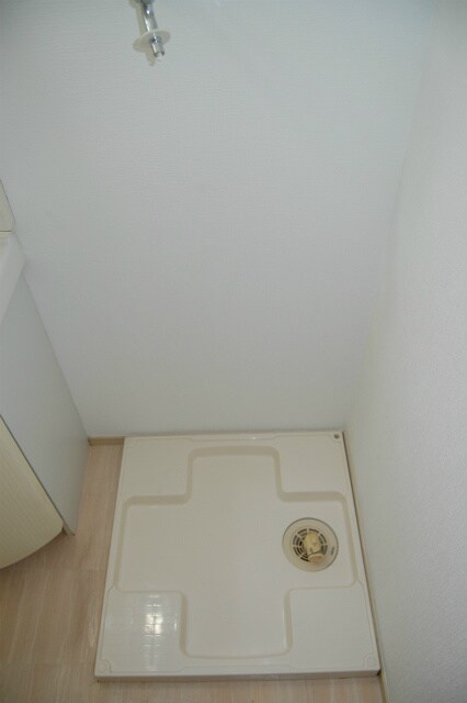 物件内観写真16　(室内洗濯機置場)