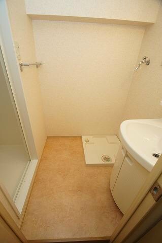 物件内観写真19　(洗面脱衣所付き)