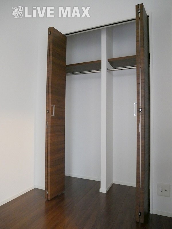 収納(※写真と異なる場合は現状優先)