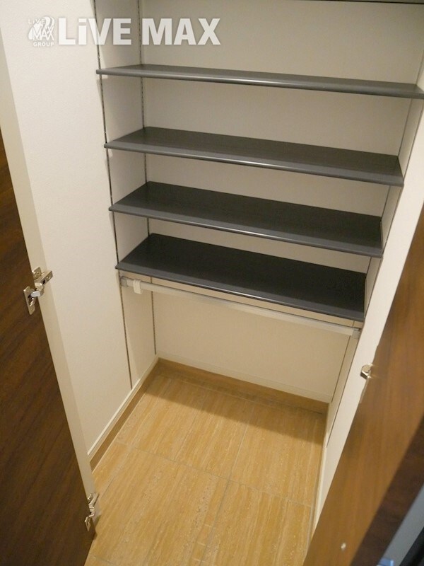 収納(※写真と異なる場合は現状優先)