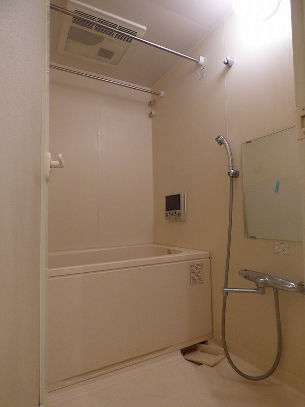 物件内観写真8　(※別号室参考写真)