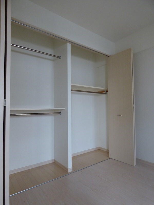 物件内観写真12　(※別号室参考写真)