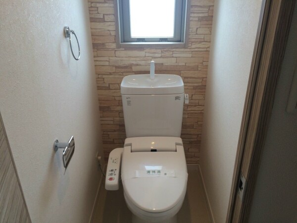 トイレ(※写真と異なる場合は現状優先。)