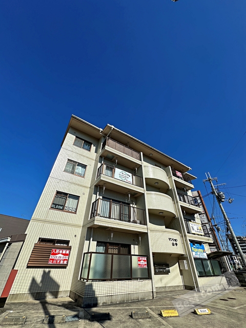 マンション山中