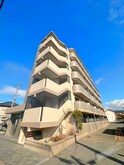 グラディート
