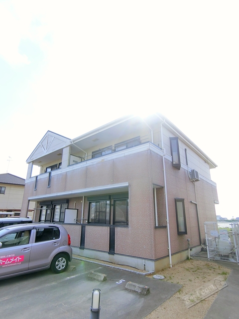 ウエスト・ビレッジⅢ番館