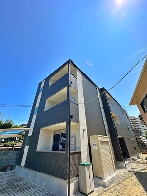 ジーメゾン高石千代田外観写真