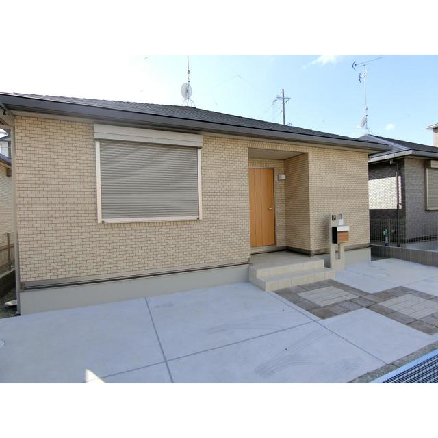 ラシーネ脇濱II平屋住宅