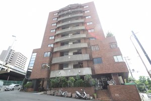 リアライズ緑地北（旧緑地公園サンプラザビル）外観写真