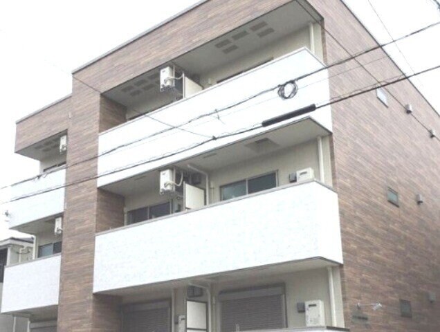 物件外観写真1　(近隣に同じお部屋多数ございます！)